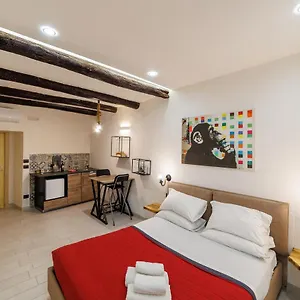 https://legnosuites.hotels-amalfi.com